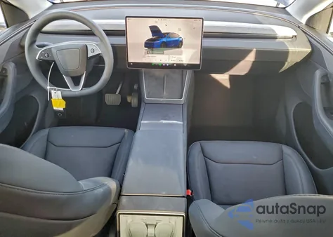 2026 Tesla Model Y z USA, uszkodzony, nr VIN 7SAYGDEE7TF367772